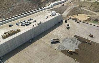 Vali Aksoy, Sarıçay Barajı’nda incelemelerde...