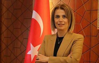 Vali Becel: "Anneler, sevgi, merhamet ve fedakarlık...