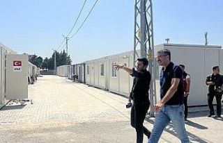 Vali Çelik açıkladı, Hatay’a 17 bin yeni konteyner...
