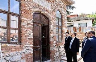 Vali Kızılkaya, Osmanlı’nın ilk mescidinde incelemelerde...