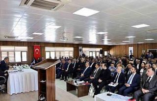 Vali Su, muhtarlarla buluşmaya devam ediyor