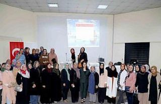 Van Büyükşehir Belediyesi kursiyerlerin Anneler...