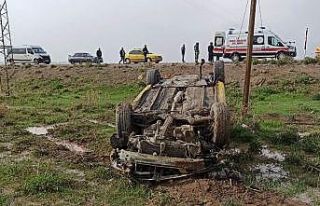 Van’da İran plakalı otomobil kaza yaptı: 1 yaralı