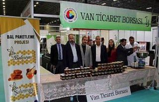 VANTB standına büyük ilgi