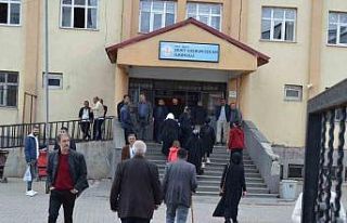 Varto’da oy kullanma işlemi sorunsuz devam ediyor