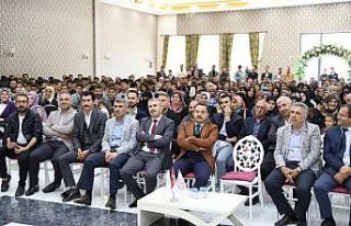 Yazar Hayati İnanç Muradiye halkıyla buluştu