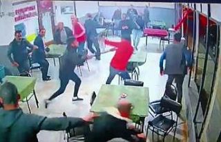 Yeşil Sol Partililerin kahvehanedeki 4 kişiyi darp...