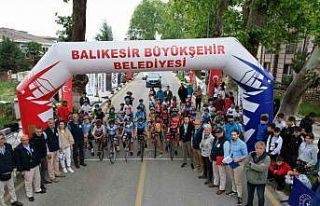 Yol Bisiklet Yarışları dolu dolu geçti