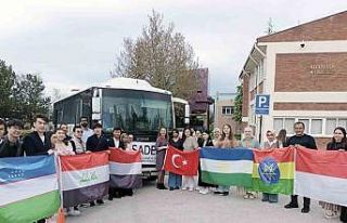 Yöresel dans ve şarkılarını İKAF’ 23’te...