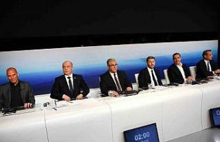 Yunanistan’da ana muhalefet lideri Çipras, savunma...