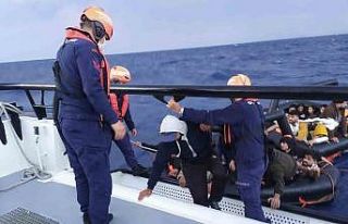 Yunanistan’ın geri ittiği 59 göçmeni Sahil Güvenlik...