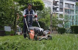 Yunusemre’nin park ve bahçeleri yaza hazırlanıyor