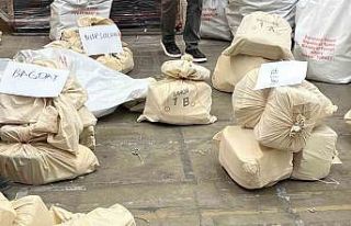 Yurt dışından getirilen 1 milyon 817 bin oy Ankara’da...