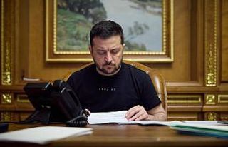 Zelenskiy’den Cumhurbaşkanı Erdoğan’a tebrik...