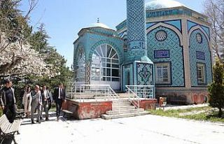 Zemin kayması sebebiyle 5 yıldır ibadete kapalı...