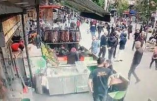 Zeytinburnu’nda dehşet anları kamerada: Husumetlisini...