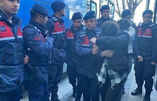 Zonguldak’ta 14 yaşındaki kız çocuklarını...