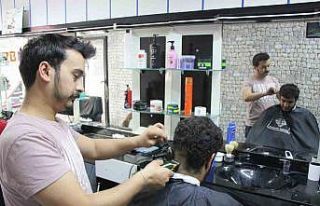 18 yıldır pazar günü tatil yapan berberler, bu...