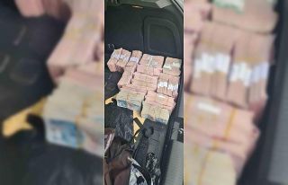 1 milyon 600 bin lirayı kaza sürü vererek çaldırdıklarını...
