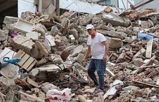 24 yılda iki kez evi yıkıldı