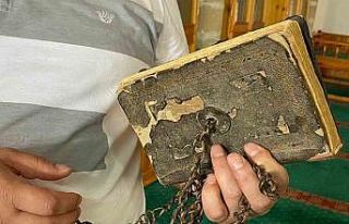 300 yıldır muhafaza edilen Kur’an-ı Kerim’in...