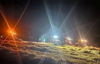 30 dönümlük arpa ekili tarla küle döndü