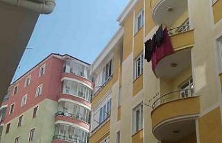 5 katlı apartmanda korkutan yangın