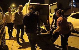 8 aylık bebeğini banyoda yıkarken kalbine yenik...