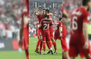 A Milli Takım, FIFA sıralamasında 2 basamak yükseldi