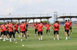 A Milli Takım, Galler maçının hazırlıklarını...