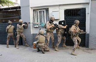 Adana’da organize suç örgütüne şafak baskını:...