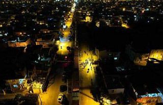 Adana’da yük treninin çarptığı genç ağır...