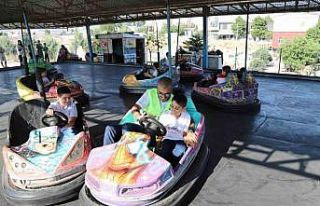 Adıyaman’da yetim çocuklar lunaparkta gönüllerince...
