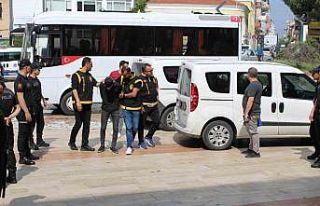 Adliyede bıçaklama olayının şüphelileri tutuklandı