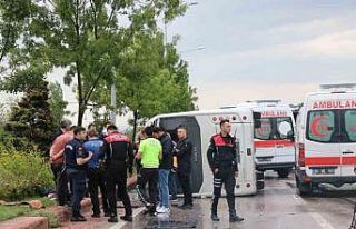 Afyonkarahisar’da jandarma personelini taşıyan...