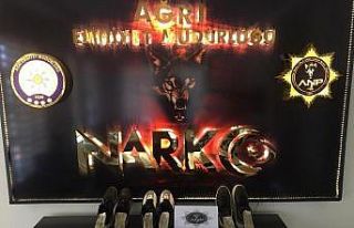 Ağrı’da İran uyruklu şahısların ayakkabılarında...