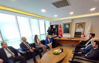 AK Parti’den İYİ Parti’ye bayram ziyareti