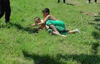 Akçakoca Beyören Köyü Yağlı Güreşleri yapıldı