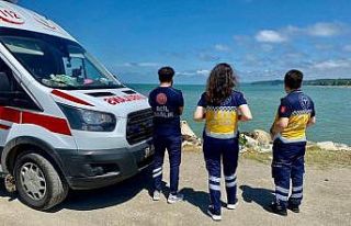 Akçakoca sahillerinde sağlıkçıların ‘Hayat...