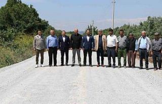 Akhisar’da yollar asfalta hazırlandı