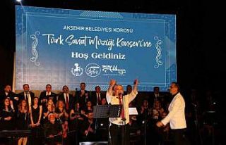 Akşehir Belediyesi TSM Korosundan konser