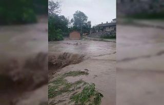 Alaca’da sağanak su taşkınlarına yol açtı