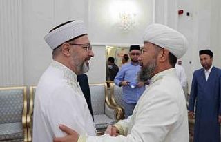 Ali Erbaş: "Hacdaki güzel hatıralarınızı...
