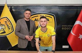 Aliağa FK, kadrosunu korumaya çalışıyor