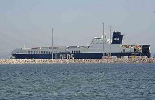 Alıkonulmak istenen Türk bayraklı Galata Seaways...