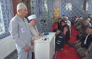 Altıntaş’ta hac yolcuları dualarla uğurlandı