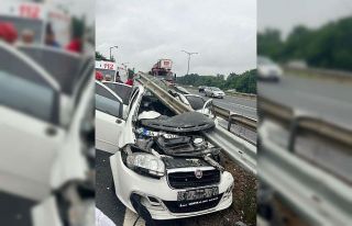 Anadolu Otoyolu’nda otomobil bariyerlere ok gibi...