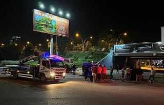 Ankara’da servis ile otomobil çarpıştı: 3 yaralı