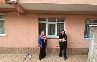 Anne kız memlekete gitmişti, eve geldiklerinde hayrete...