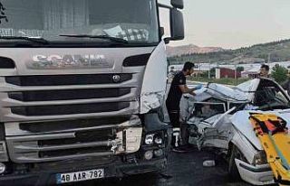 Antalya’da trafik kazası: 1 ölü, 2 yaralı